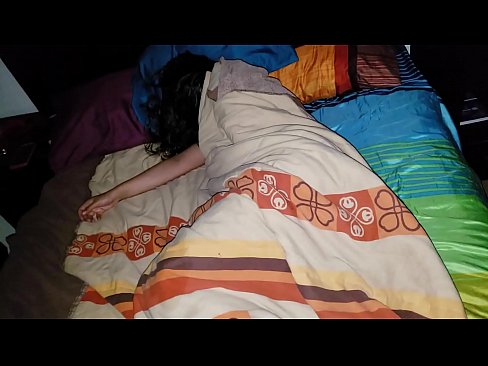 ❤️ Nevlastní syn buzeruje svou mladou nevlastní matku, zatímco ona spí. ❤❌ Super porno u cs.porn-list.ru ❌️❤